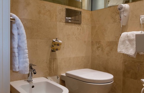 Rione XVIII Castro Pretorio House | Sofia's Suites Guesthouse