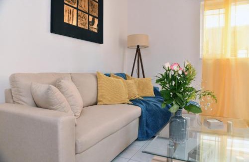 Kokinos Pirgos Apartment | Sofie's Port View Apartment