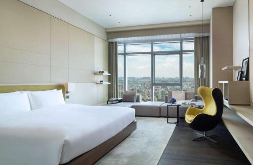 Shunde Hotel | Sofitel Foshan Shunde - Free shuttle bus during Canton Fair