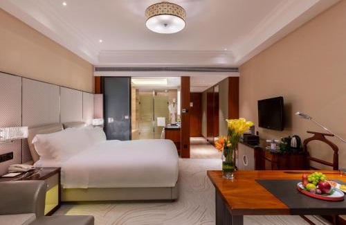 Shangcheng Hotel | Sofitel Hangzhou Westlake - Few steps to West Lake, with panoramic lake view terrace
