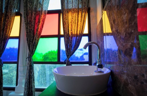 Lake Swaroop Sagar Hotel | Soham Haveli Udaipur
