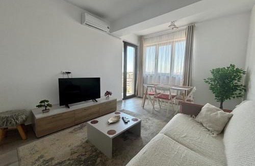 Vitan Apartment | SOHO Apartment - City View with Rooftop Garden