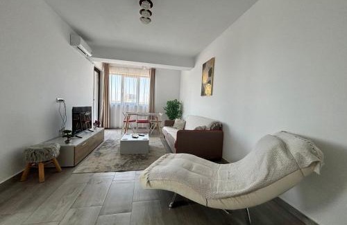 Vitan Apartment | SOHO Apartment - City View with Rooftop Garden