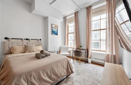 SoHo Apartment | Soho Fancy 4 Bedroom 2000 square feet Loft