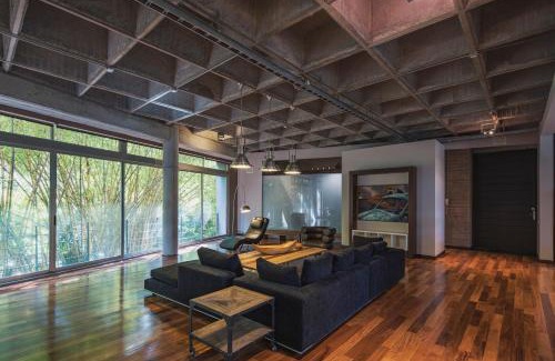 El Poblado Apartment | Soho Lofts by Vibra Bonita