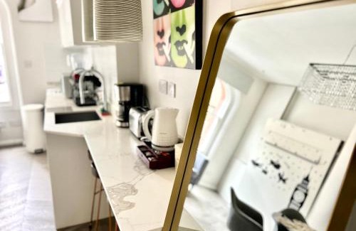 Carnaby Apartment | soho london suite