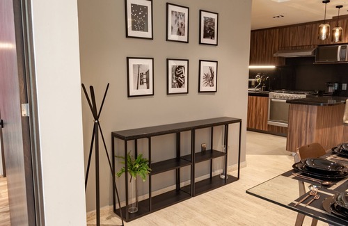 Colonia Roma Apartment | Soho Sunlight Serenity: Dive into the Essence of Today's Elegance