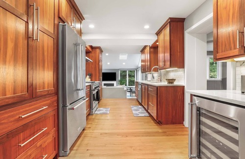 Baileys Crossroads House | Sojourn Beautiful Home with Beach Access & Backyard