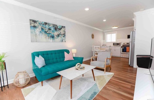 Willoughby Spit Apartment | Sojourn Salt Suite 2 BR 2 BA at Beach Cottages