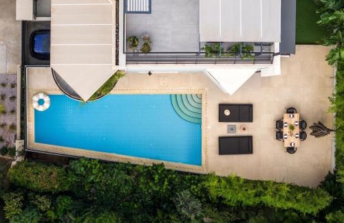 Glyfada Apartment | Sol Residence - Private Pool Gym Glyfada