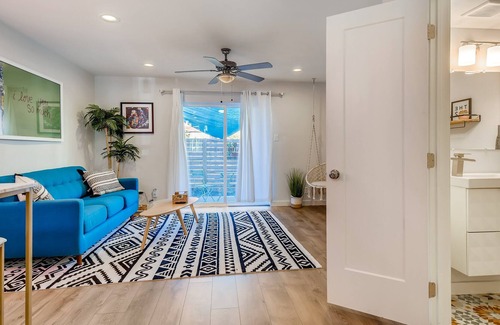 Galindo Condo | SoLa Bungalow - PMI Austin Metro
