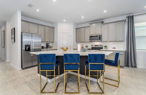 Florida Central Atlantic Coast House | Solara’s Amazing 7 Bedrooms themed house