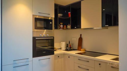 North Ridge Apartment | SOLEA 1 bedroom apartment - Central, comfortable, cozy, balcony, pool, gym