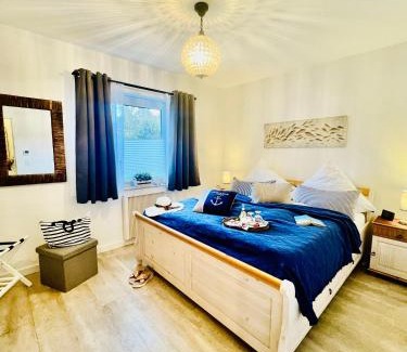 Schoenhagen Apartment | SOLund - Sonne im Herzen - ruhige und sonnige Ferienwohnung mit Terrasse und Garten nahe Strand und Ostsee