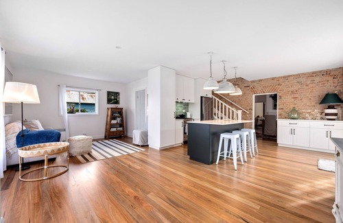 Braidwood House | Solus House: Braidwood Art Stay