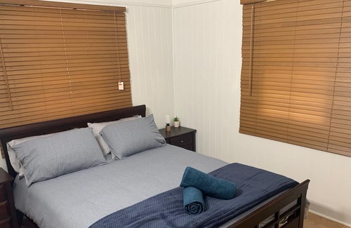 Somerset Dam Cottage | Somer Cottage