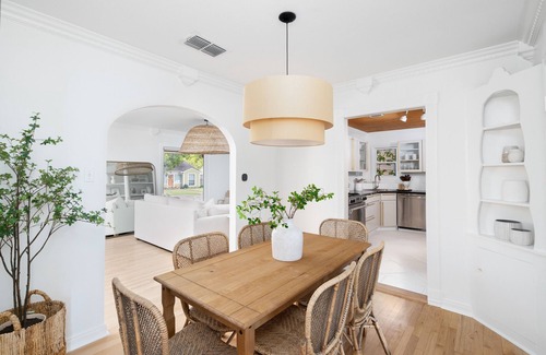 Northeast Dallas House | Somerville Cottage
