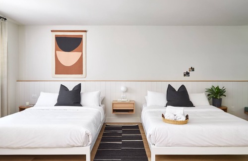 Calabogie Hotel | Somewhere Inn Calabogie