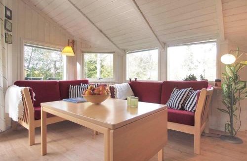 Marielyst House | Sommerhus i Marielyst med Spa og Sauna, incl el og vand, tæt på by og strand