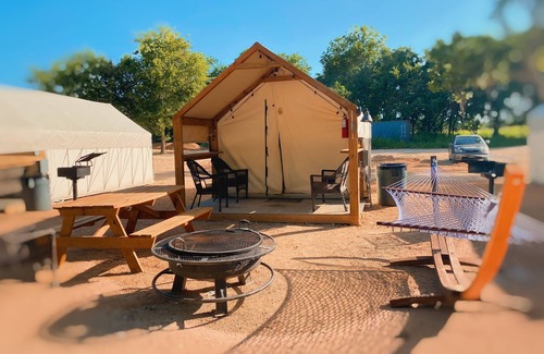 Fentress Cabin | Son's River Ranch Glamping Cabin #29
