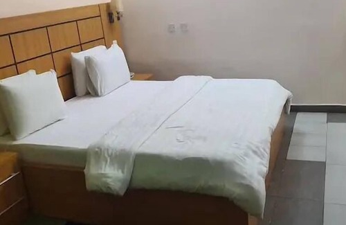 Warri Hotel | Sonamoni Hotel