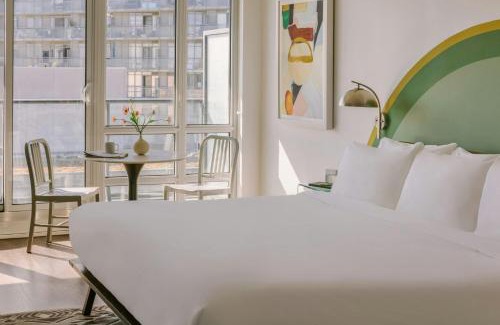 Downtown Toronto Hotel | Sonder by Marriott Bonvoy The Liberty Apartments Liberty Village