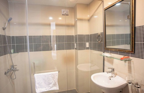 My Tho Hotel | Song Tien Hotel