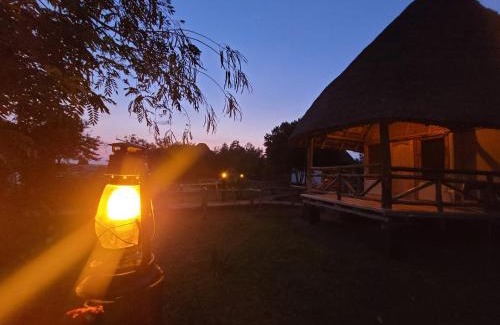 Kasese Resort | Songbird Safari Lodge & Campsite