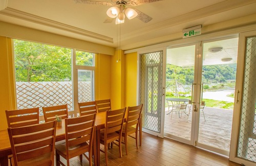 Heping Bed & Breakfast | Songhe ShanShuei B&B Hotel