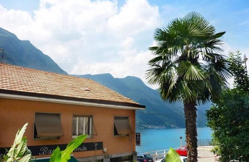 Pognana Lario Apartment | Sonia Musica Aperol Holiday Apartment with Lake View