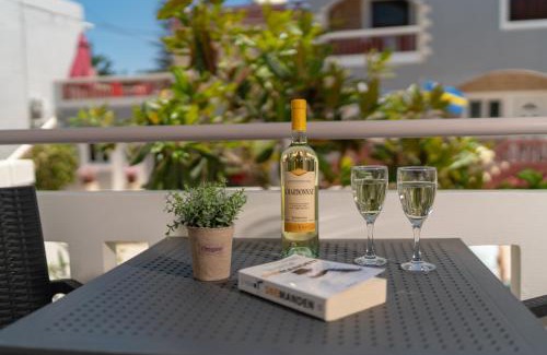 Platanias Town Apartment | Sonio Beach - Que Bella Collection