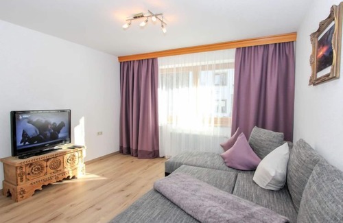 Finsing House | Sonnblick by Interhome