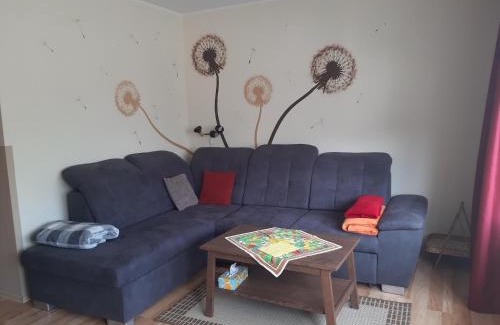 Heiligenhagen Apartment | Sonnige Ferienwohnung am Wald Büdnerreihe