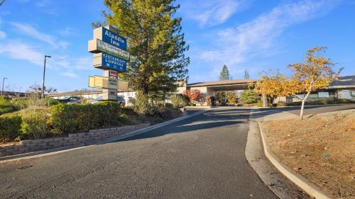 Sonora Hotel | Sonora Aladdin Motor Inn