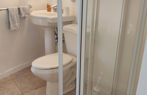 West End House | Sonscape Sandy Beachfront Guest Suite 100 feet from the ocean!