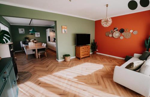 Stromberg Apartment | Soonwald Loft I Garten I Kamin I riesige Wohnküche
