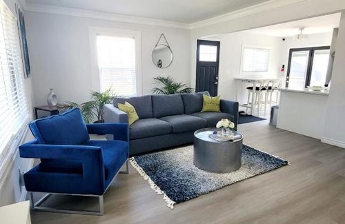 Algoma District House | SooVilla 4 Bedroom Dream