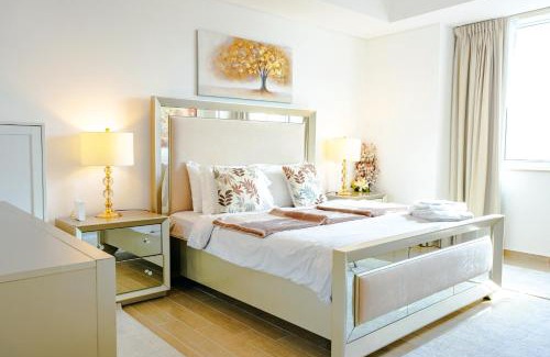 Abu Dhabi Apartment | Sophisticated 2BR in Mayan with Golf View 905