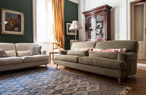Ticinese Apartment | Sophisticated apt near Duomo