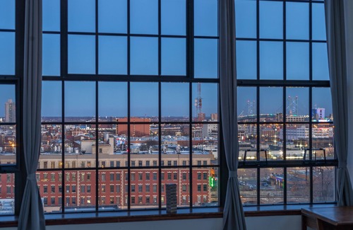 West Poplar Apartment | Sosuite at Independence Lofts - Callowhill
