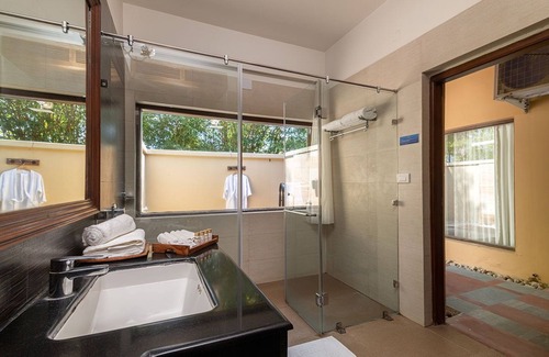 Khatia Hotel | Soulacia Hotel and Resort