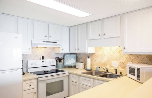 Emerald Isle Condo | Sound of the Sea West 213 - Almost Oceanfront 1BR, 1BA, complex amenities