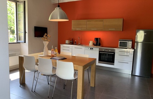 Balazuc Cottage | South Ardèche in Balazuc, listed site, Les Faysses self-catering gîte with charm and character