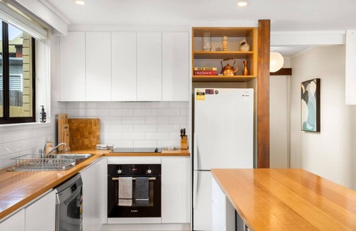 South Arm Apartment | South Arm Beach House