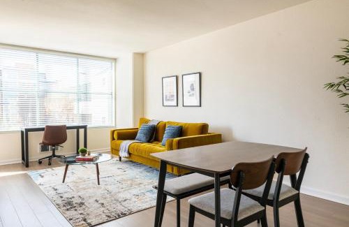 South Beach Apartment | South Beach 1br across the street from SF bay SFO-1661