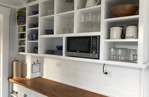 Point Roberts House | South Beach Cottage - steps from the beach!