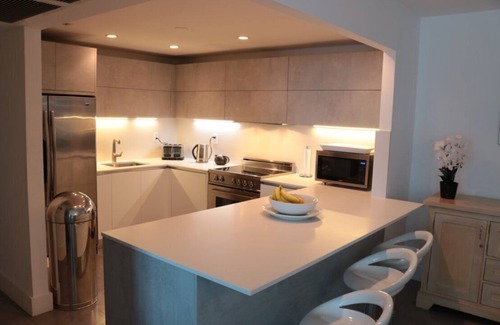 City Center Condo | South Beach - Oceanfront Luxury 2 Bedroom Condo, Roney Palace,