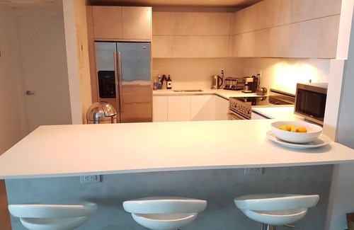 City Center Condo | South Beach - Oceanfront Luxury 2 Bedroom Condo, Roney Palace,
