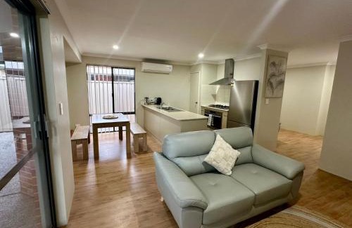 South Bunbury House | South Bunbury Holiday Home