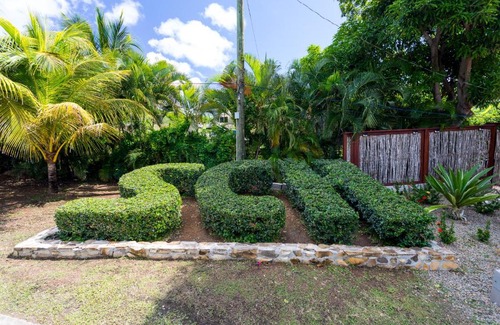 Cades Bay Hotel | South Coast Horizon